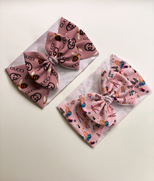 Traditional Bows - Never goin’ out of style - Ev's Bowtique Shop The most comfortable trendy bows for all of your babes. Traditional bows come styled as headwraps, Nylons, clips or pigtail sets! The choice is always yours!