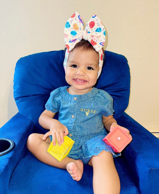 Space vibes - Ev's Bowtique Shop,The most comfortable trendy bows for all of your babes. Traditional bows come styled as headwraps, Nylons, clips or pigtail sets! The choice is always yours!