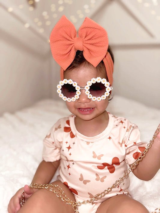 Clementine - Ev's Bowtique Shop, The most comfortable trendy bows for all of your babes. Traditional bows come styled as headwraps, Nylons, clips or pigtail sets! The choice is always yours!